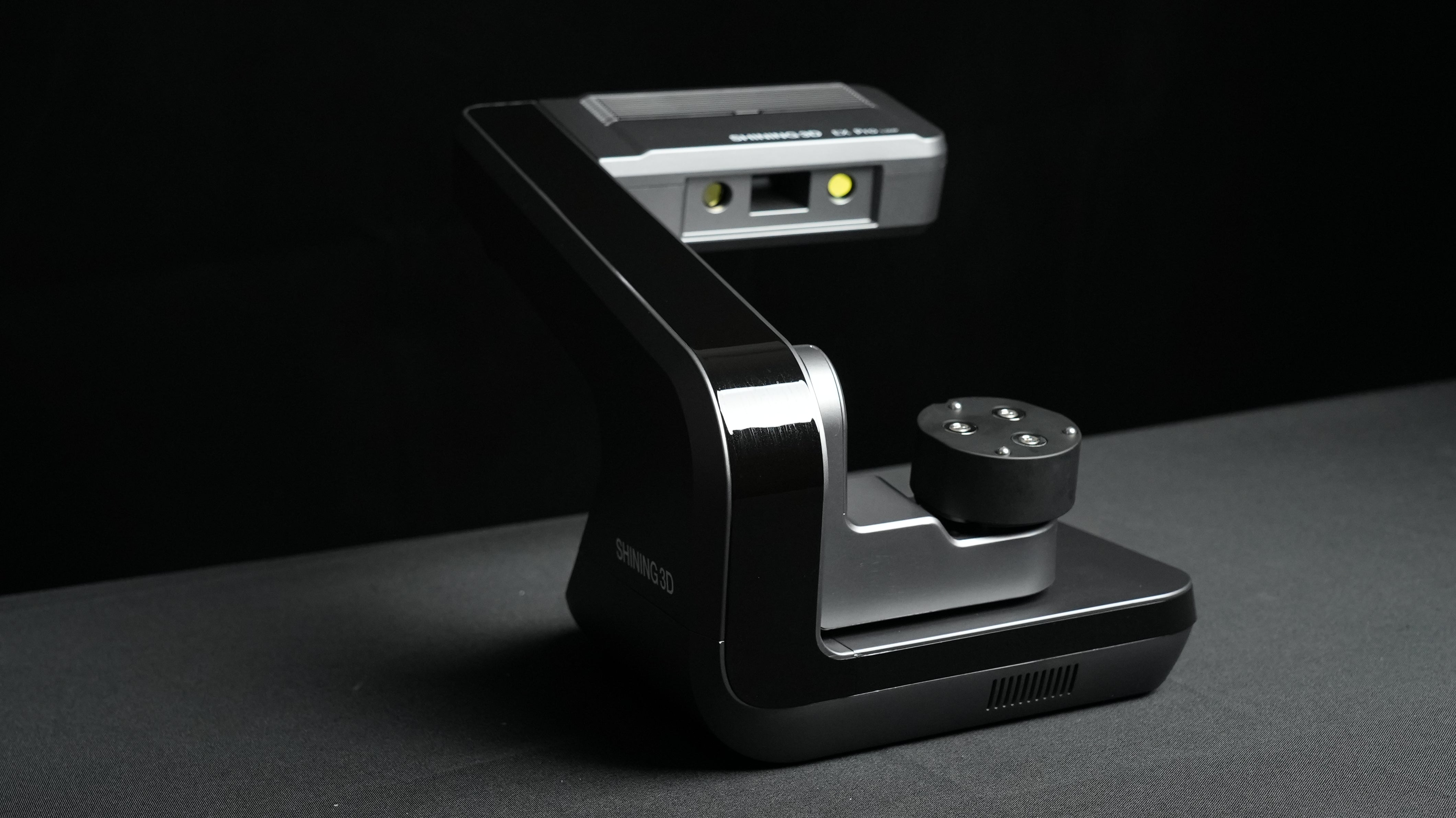 Seitenprofil des kompakten Shining 3D AutoScan DS‑EX Pro H Scanners